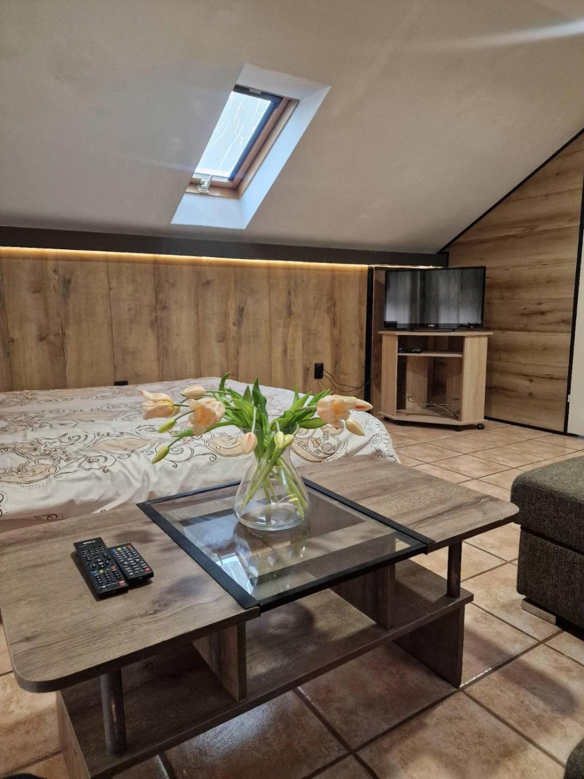 Guest House Maja Novi Sad Ngoại thất bức ảnh
