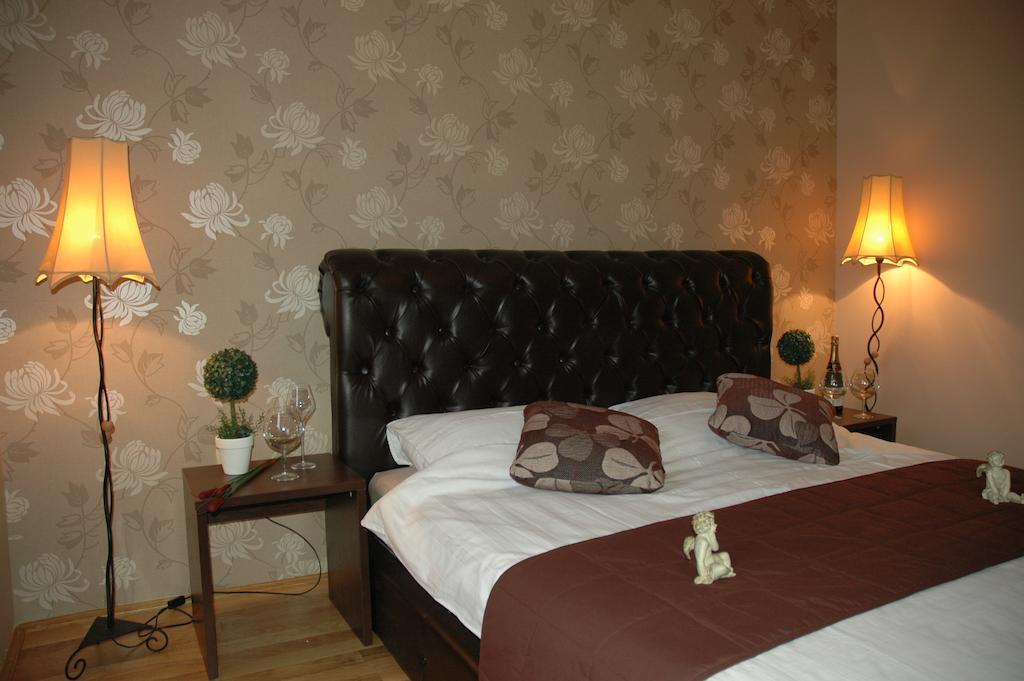 Guest House Maja Novi Sad Phòng bức ảnh