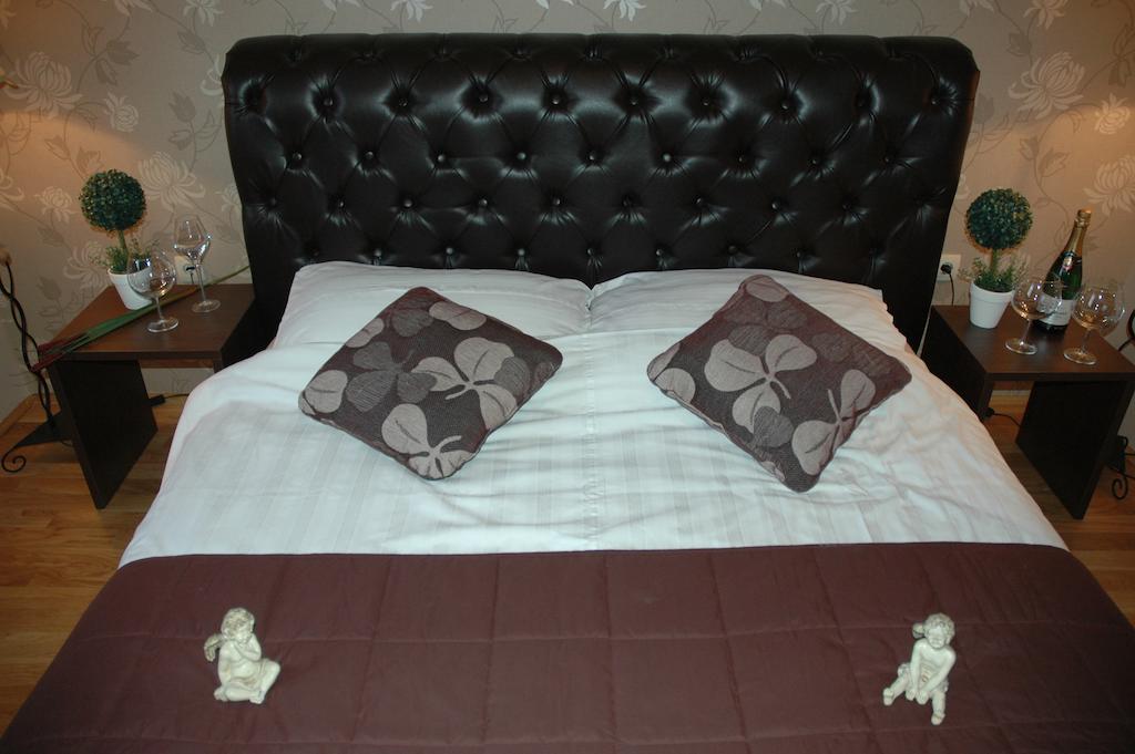 Guest House Maja Novi Sad Phòng bức ảnh