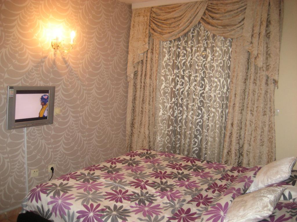 Guest House Maja Novi Sad Ngoại thất bức ảnh