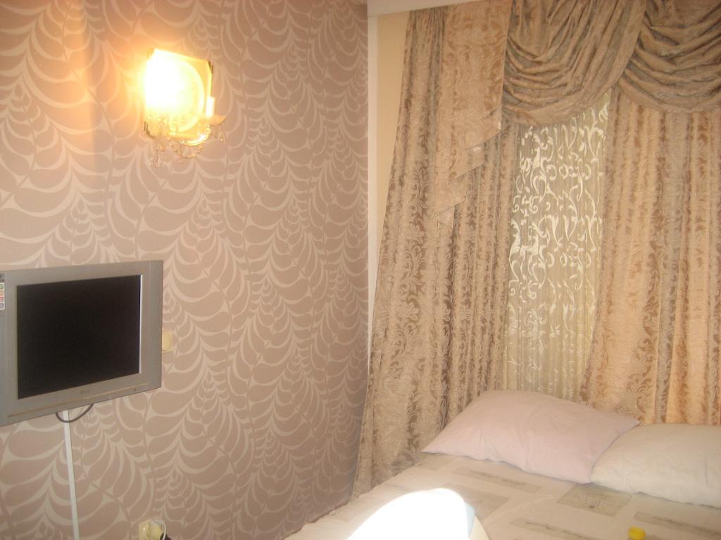 Guest House Maja Novi Sad Ngoại thất bức ảnh